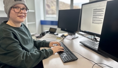 7 Random Questions: Vom Handyverbot an der Schule und dem perfekten Wochenende