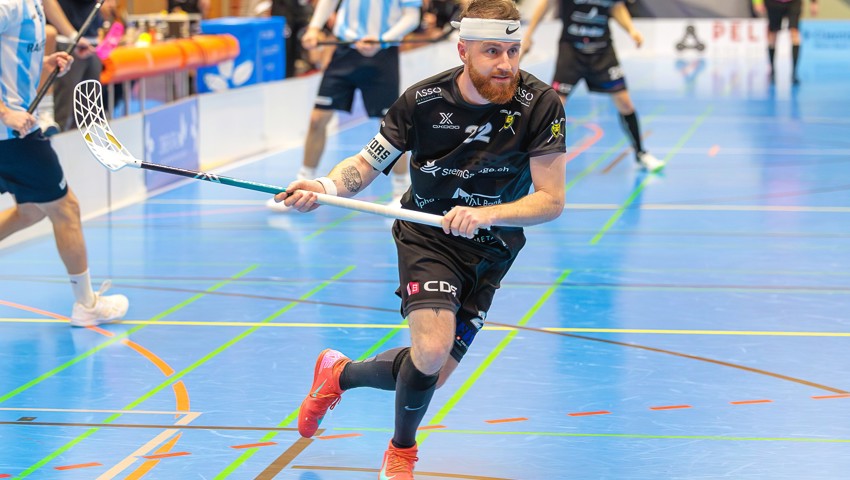 Auf Cedric Siegrist wartet ein Doppeleinsatz: Er ist sowohl Trainer der Frauen als auch Captain der Männer.