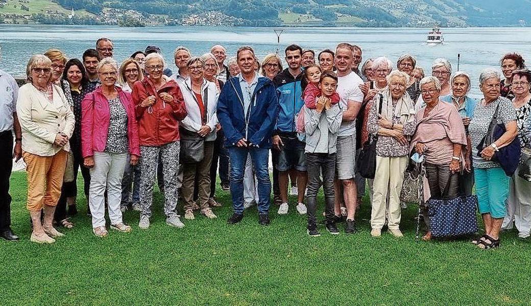 Am vergangenen Samstag nahmen knapp fünfzig Gäste am Ausflug an den Walensee teil. 