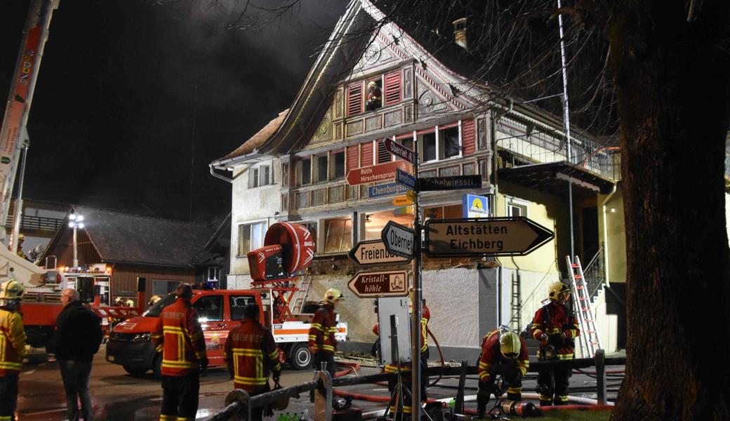 Zwei Personen wurden bei dem Brand des "Schäfli" verletzt.