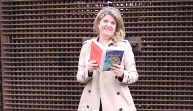 Lehrerin plant einen Benefizabend zum Thema: «Was gibt dem Leben einen Sinn?»