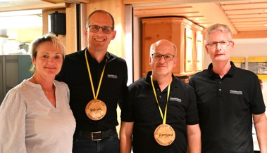 Zwei neue Ehrenmitglieder bei der Ringerstaffel Kriessern