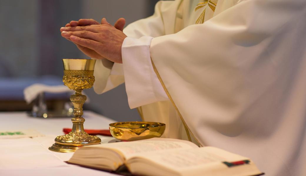 Das katholische Ritual der Messfeier läuft auf der ganzen Welt gleich ab. 