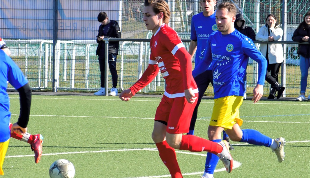 Auch der FC Montlingen (in Rot) und der FC Diepoldsau-Schmitter bestreiten an diesem Wochenende Testspiele.