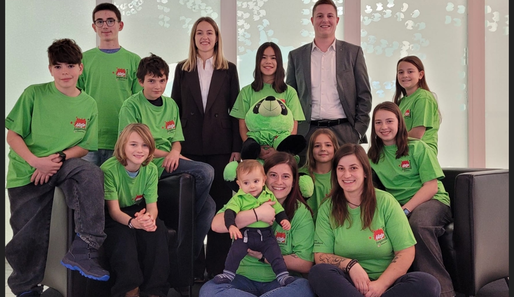 Neue T-Shirts für die Help-Jugendsamariter