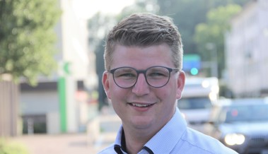 Mike Egger schaltet sich in Debatte um Bundesasylzentrum ein