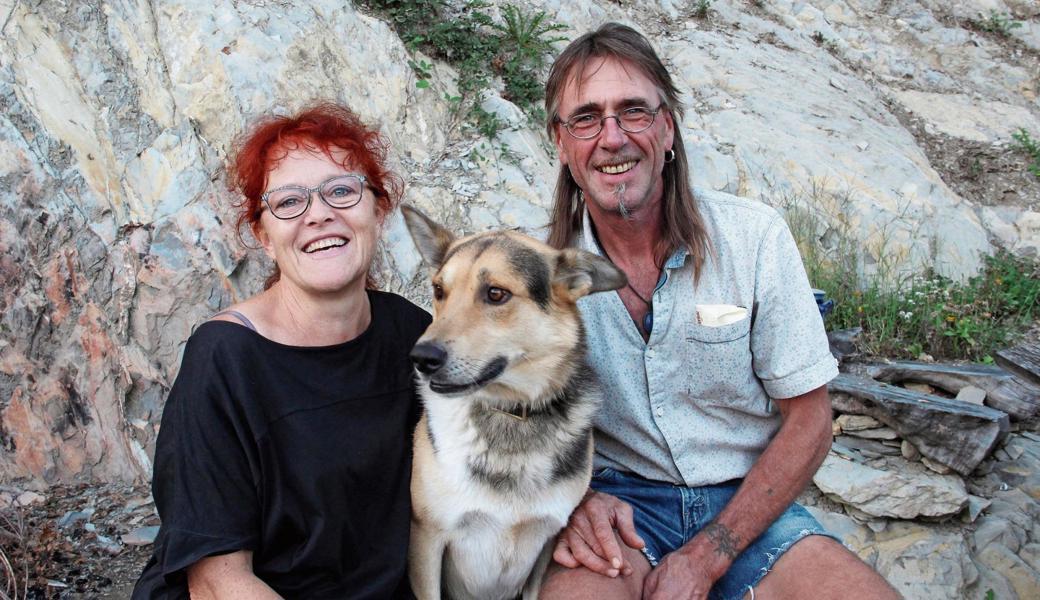 Lebenspartnerin Silvia Müller verbringt sicher zwei Monate ebenfalls in Griechenland, Hund Cicco ist im Winter stets an Röbi Gschwends Seite.