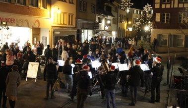 Im Städtli beginnt die Adventszeit mit zauberhafter Stimmung