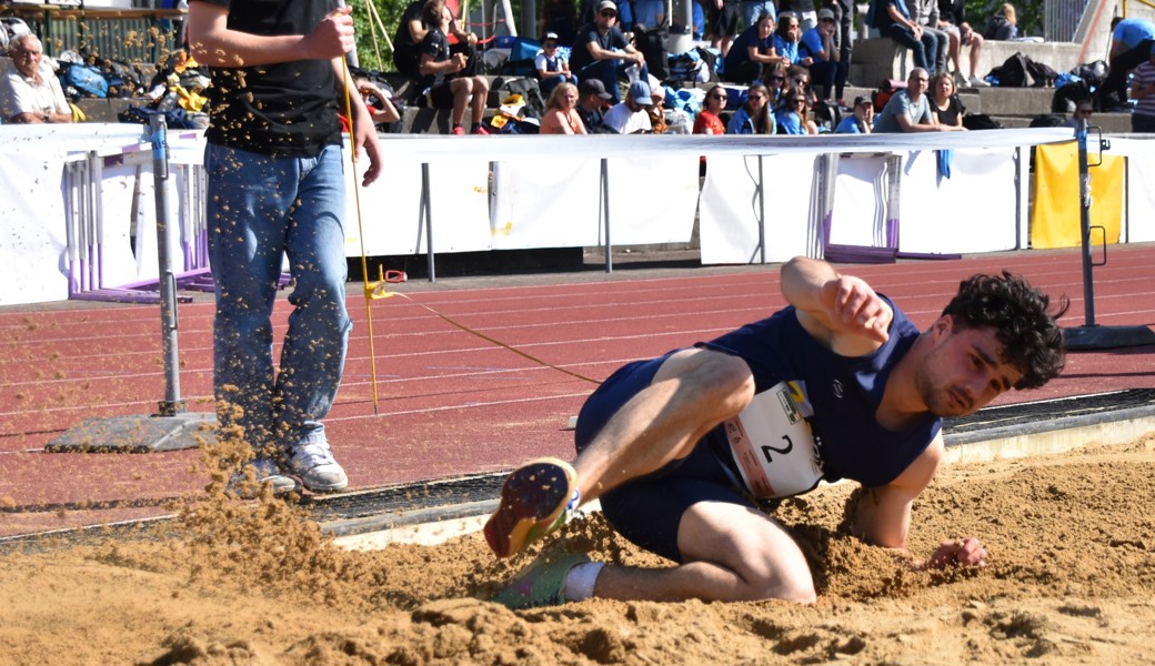 Sandro Graf springt in seinem dritten Dreisprung zum ersten Schweizer Meistertitel der Karriere