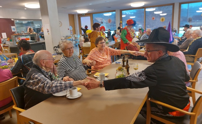 Im Huus Feldhof feierte man fröhlich die Fasnacht