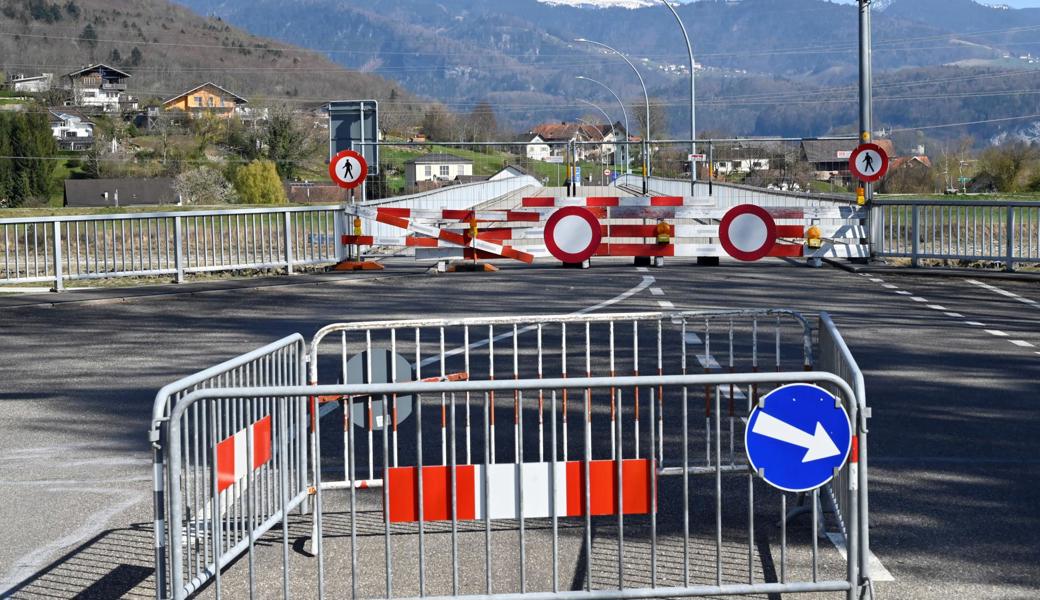 Ab Sonntagmorgen verschwinden alle Grenzsperren nach Österreich, die Übergänge werden aber weiterhin kontrolliert.