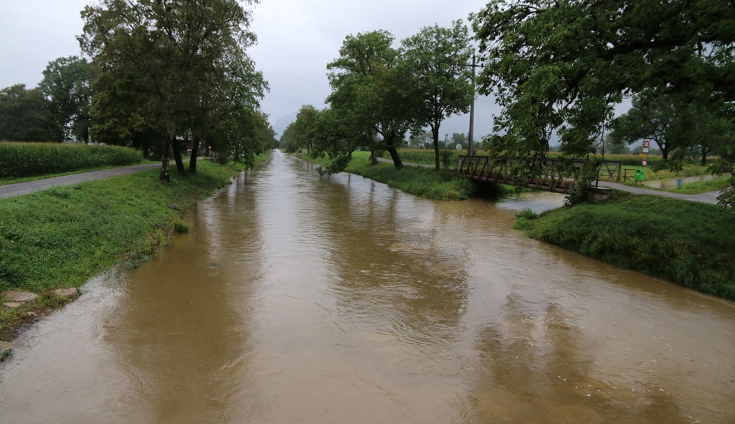 Binnenkanal bei Drei Brücken. Binnenkanal bei Drei Brücken.