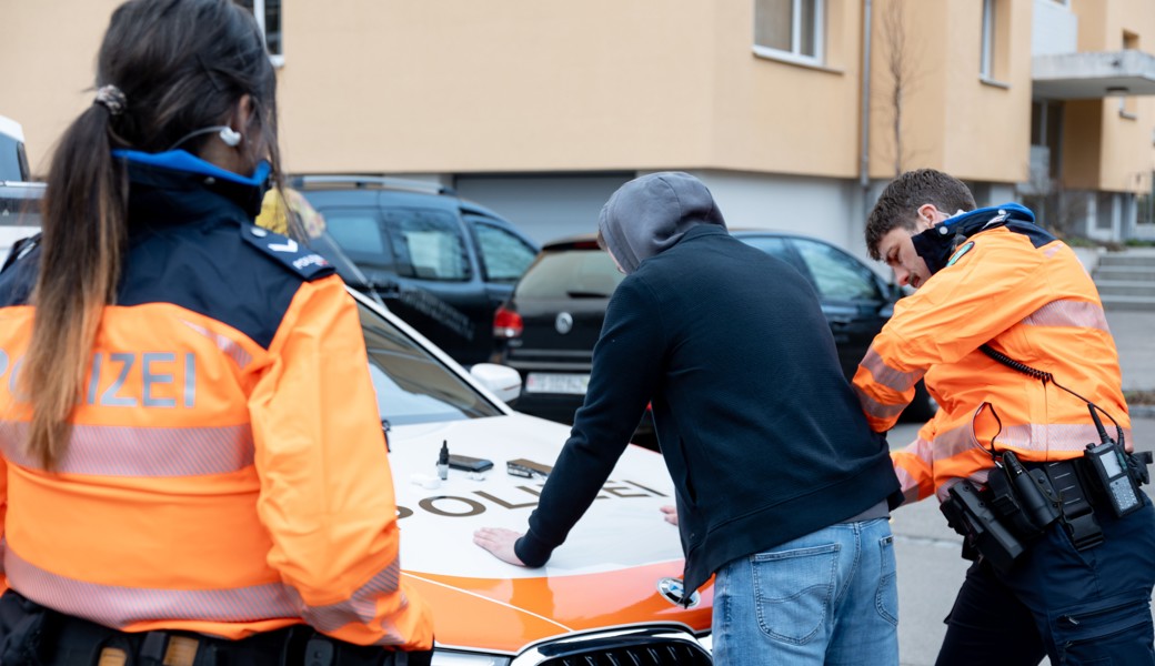 Mutmasslicher Einbrecher war betrunken und auf gestohlenem E-Bike unterwegs