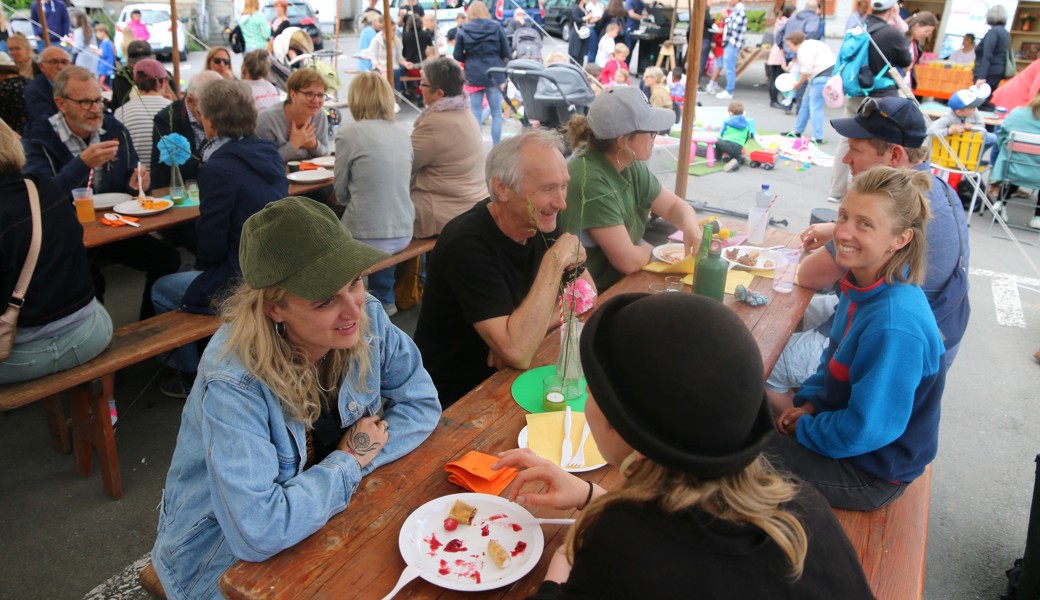 Einmal quer durch die Welt essen: Das Foodfestival Bunt lockte mit internationaler Küche und Musik