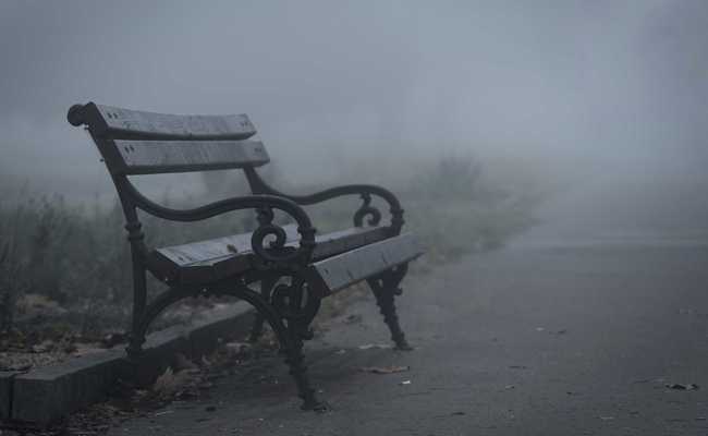 Im Nebel das eigene Leben erforschen, die Augen schliessen, nach innen hören