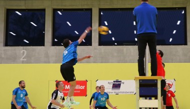 Aufgestiegene Rheno-Männer feiern ihren ersten Sieg in der 2. Liga