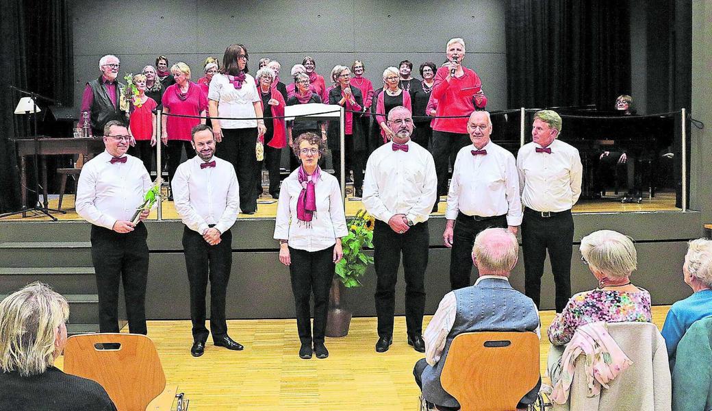 Die Mitwirkenden an der Frauenchor-Stubete im «Chunrat» erhielten begeisterten Applaus.