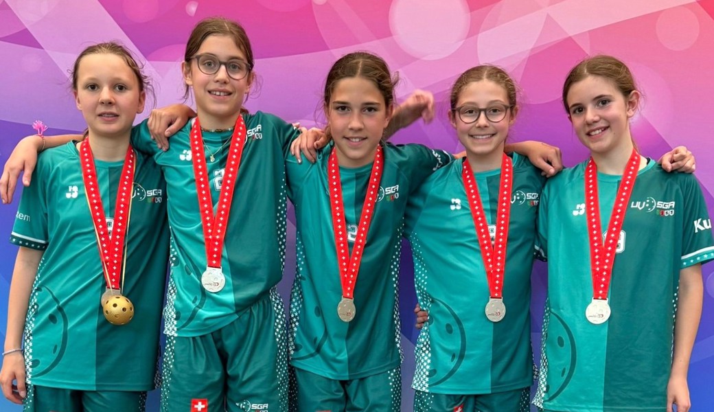 Medaillen für U15 und U13: Gators-Spielerinnen gewinnen Silber und Bronze gegen die Besten der Schweiz