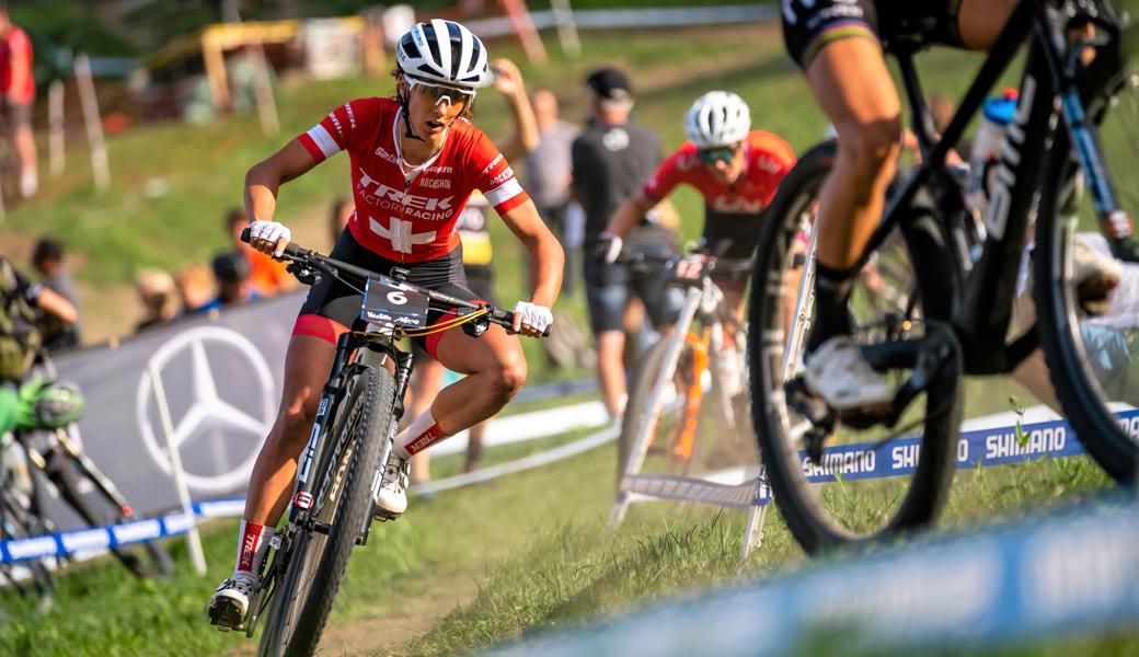 Jolanda Neff verbesserte sich im Disziplinen-Weltcup noch auf den dritten Rang.