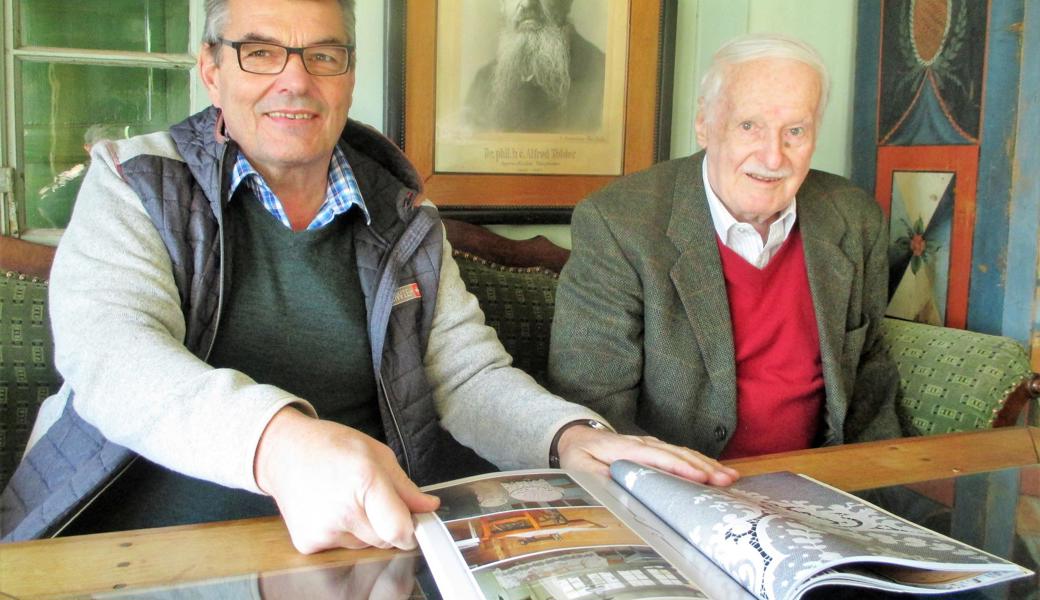 Ernst Züst, Präsident des Museumsvereins, und Kassier Eugen Schläpfer (links) freuen sich über den 40. Geburtstag und hoffen auf zahlreiche Neumitglieder. 