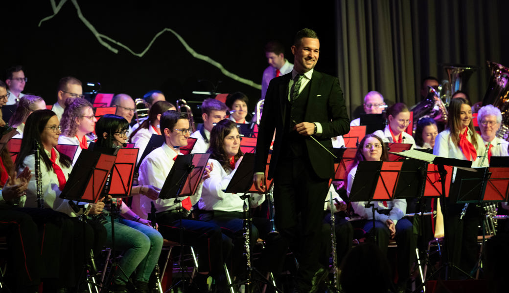 Wieso denn in die Ferne schweifen? Die Stadtmusik Altstätten auf grosser Fahrt mit dem Gaiserbähnli