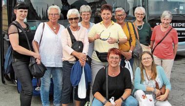 Schützen-Frauen fuhren auf den Markt