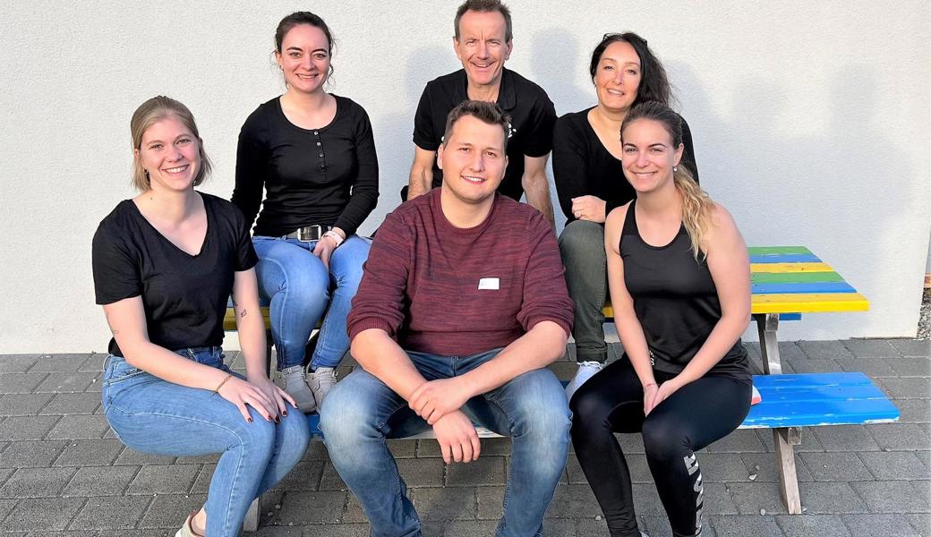 Die Leiterinnen und Leiter des Teams «Swiss Fantasy» (hinten v. l.): Milena Rothenberger, Urs Lüchinger und Miriam Salvisberg. Vorne (v. l.): Bettina Göldi, Christian Forter und Marina Burri.  