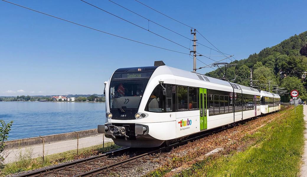 Die S7 zwischen Lindau und Bregenz. Seit Dezember gibt’s dank der ersten 3-Länder-S-Bahn am Bodensee eine Direktverbindung von Romanshorn nach Lindau. 