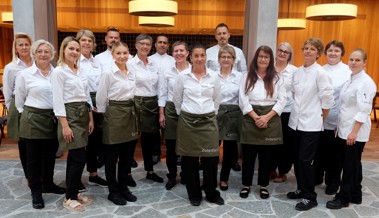 Heute zügeln die Bewohnerinnen und Bewohner ins Zehntfeld - das Küchenteam steht bereit