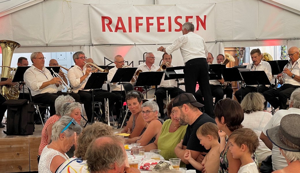 Zwei Tage «Chilbifäscht» mit Musik und Spass auf dem Rathausplatz