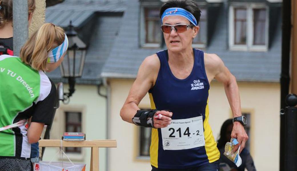 Monika Ammann läuft in Sachsen im Sprint-OL zum Sieg und wird Deutsche Meisterin.
