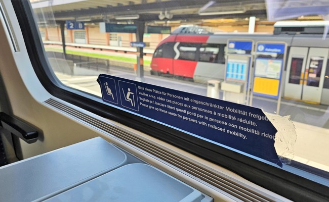 Im Zug: Für wen die reservierten Plätze im oberen Stock sind