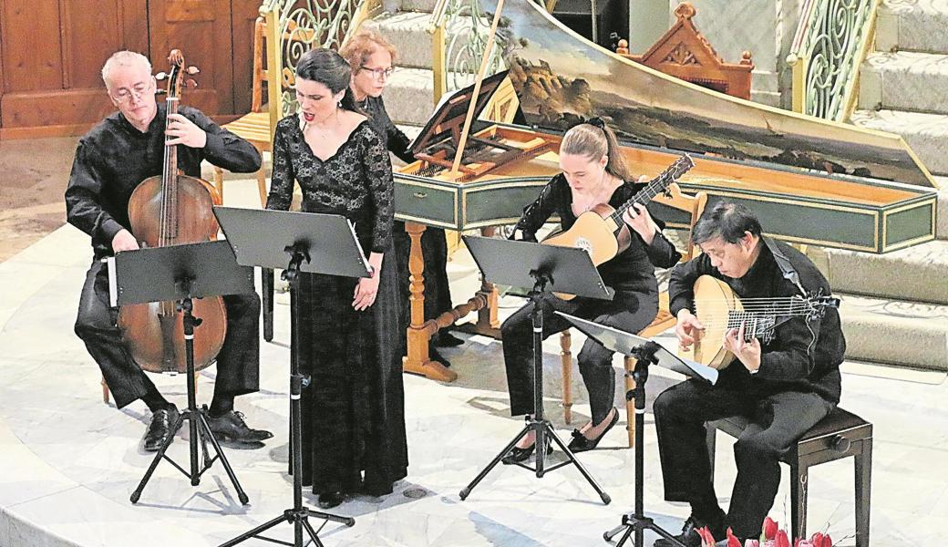 Begeisterndes Konzert mit Fons Musica (von links): Martin Keller, Barockcello, Dorothée Leclair, Sopran, Aline Zylberajch. Cembalo, Priska Weibel, Barockgitarre, und Yasunori Imamura, Theorbe und Leitung.