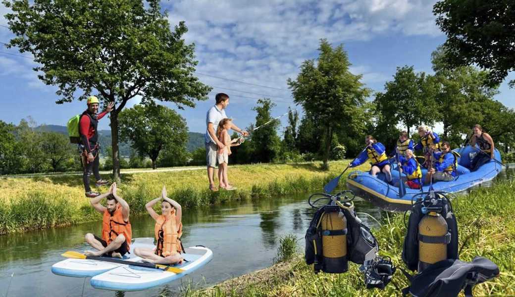 In Rheintaler Gewässern kannst du nicht nur schwimmen: Von Tauchen bis Yoga und Canyoning ist alles dabei. Bildcollage: cw