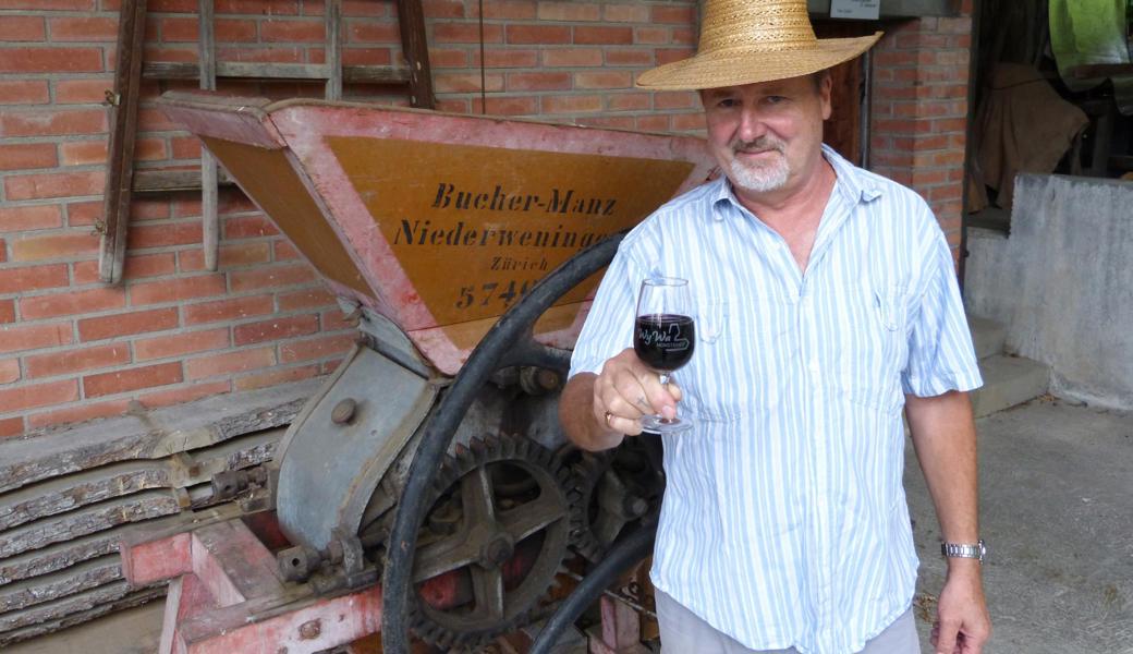 Hubert Zoller, Präsident des Weinbauvereins Au, freut sich zusammen mit den Organisatoren auf die Gäste.