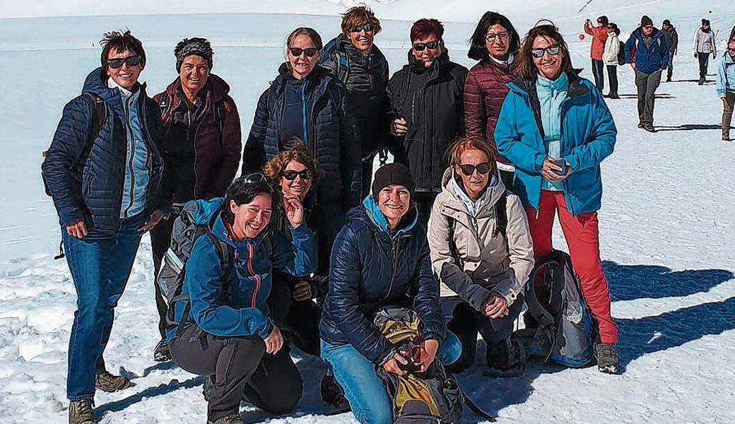 Die Frauen genossen überwältigende Blicke in die Bergwelt des Berner Oberlandes. 