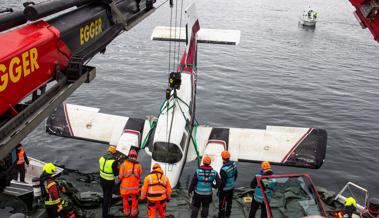 Abgestürztes Flugzeug aus Bodensee geborgen