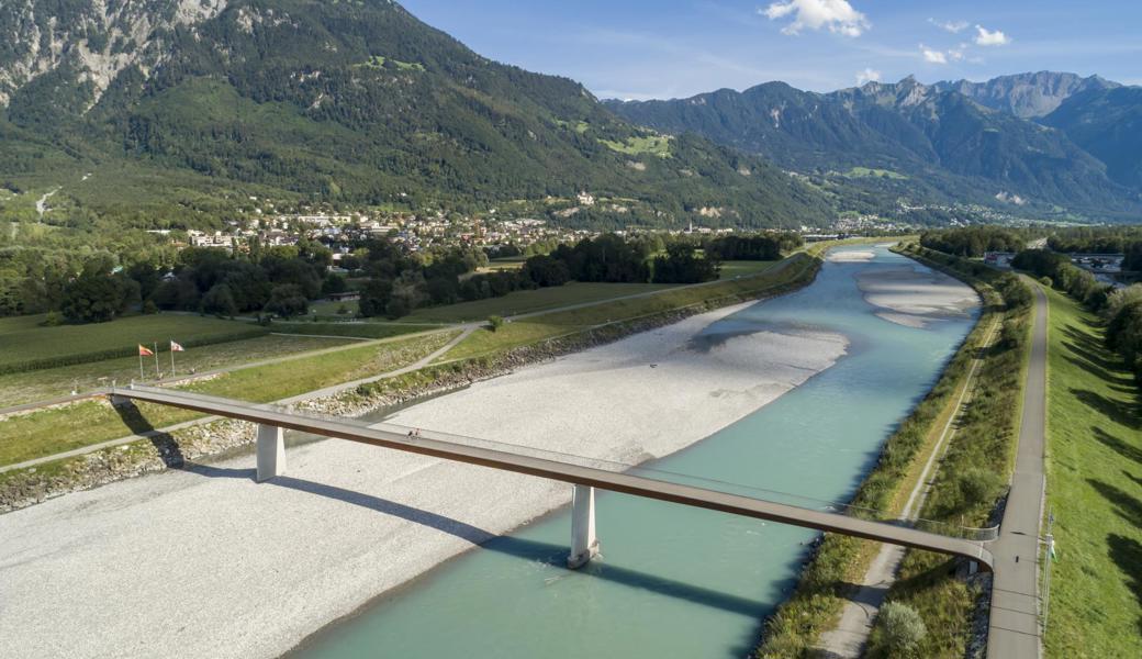 Am 29. Juni 2019 wurde gemeinsam der Fuss- und Veloverkehrsübergang zwischen Buchs und Vaduz eingeweiht. 