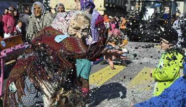 Im Bann der Rheintaler Fasnacht: viel Konfetti und kreative Kostüme