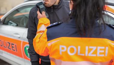 Zu schnell, ohne Ausweis und auch noch fahrunfähig