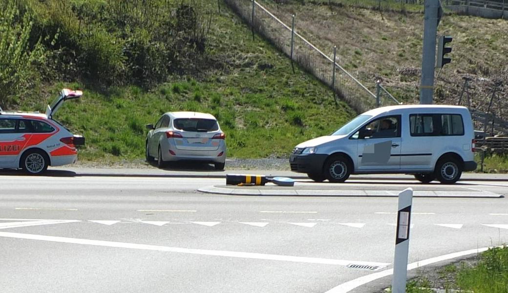 Die 61-Jährige kam von der Autobahn; der Unfall ereignete sich bei der Kreuzung unmittelbar nach der Ausfahrt.