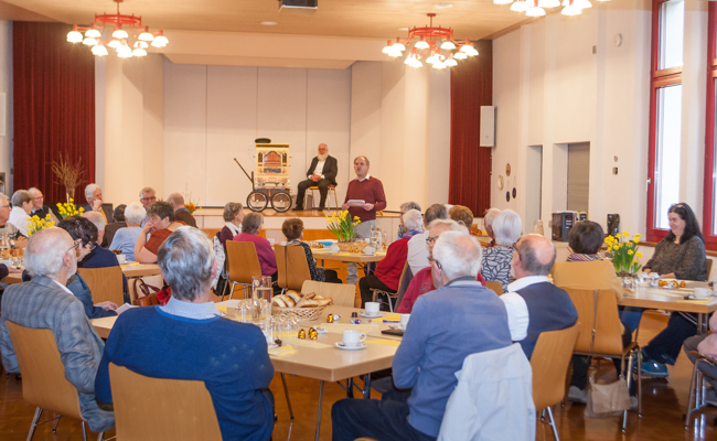 Geburtstagsfeier für Seniorinnen und Senioren