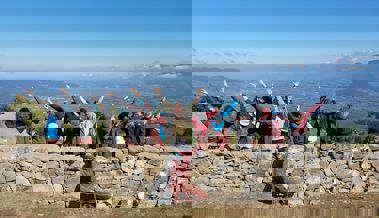 Die Alp Eichenwieser Schwamm ist mit einer neuen Trockenmauer aufgewertet worden