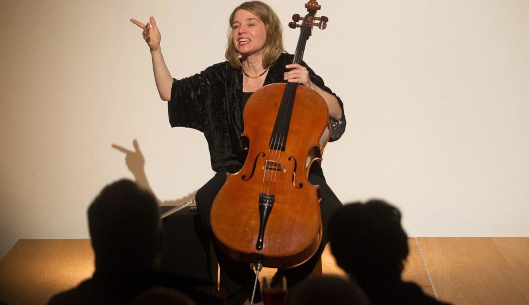 Vera Bauer kommt mit ihrem Soloprogramm «Hilde Domin – Deine Stimme, die mich umarmt hat» nach Berneck.