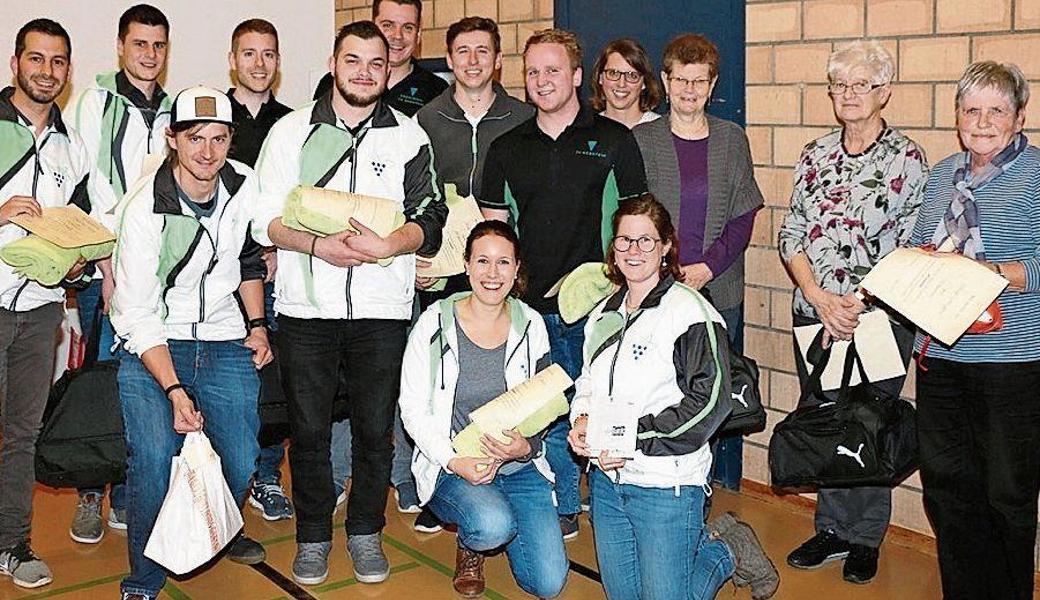 Die vielen geehrten Leiterinnen und Leiter des TVR.