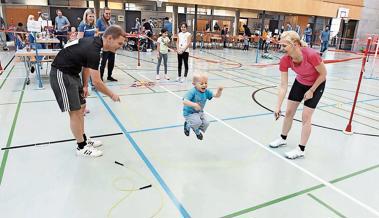 Eine Halle voller Ninja Warriors