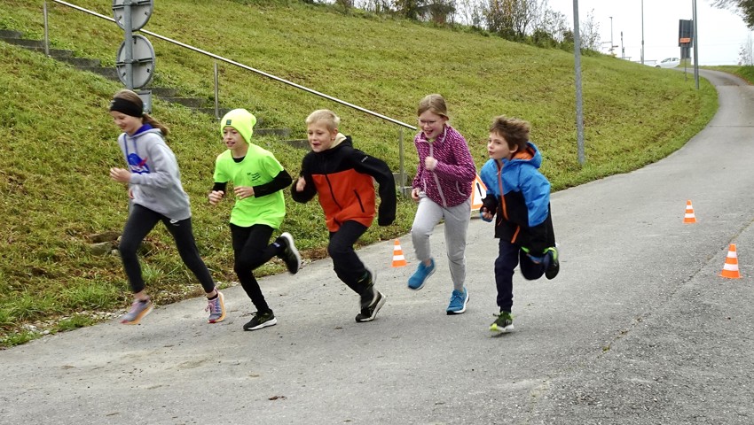 Nicht nur schiessen, sondern auch sprinten gehört zum Target Sprint.