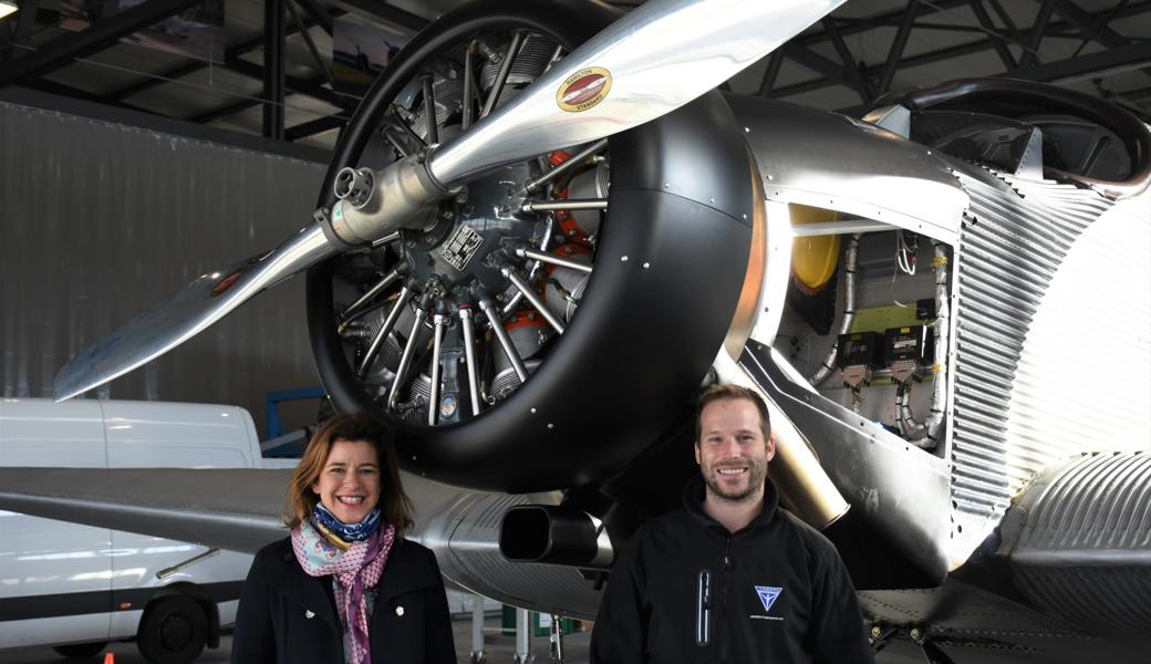 Peggy Walentin und Andreas Züblin sind über den neuen Standort in Altenrhein und die Zertifizierung überglücklich – und begeistert von historischen Flugzeugen, wie etwa der Junkers F13 und 52. Im Hangar C5 sind zurzeit zwei Ju F13 und der Rumpf einer Ju 52 zu sehen.