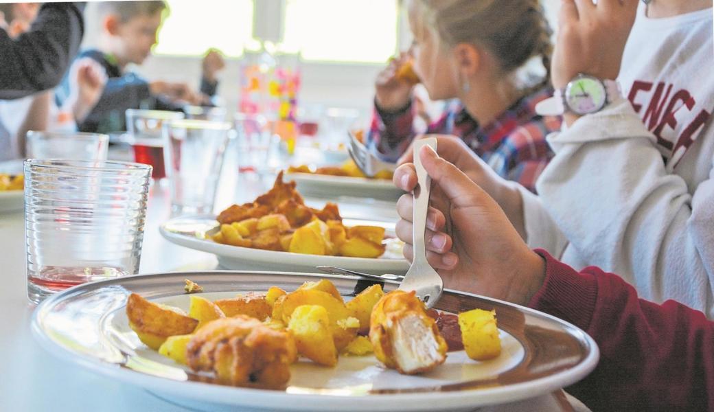 Der Mittagstisch der Schule Wolfhalden wird voraussichtlich ab 2021 oberhalb des Volgs untergebracht werden. 