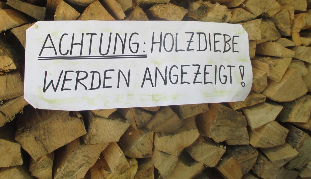 Die drohende Energiekrise macht Holz zu einem begehrten Diebesgut.